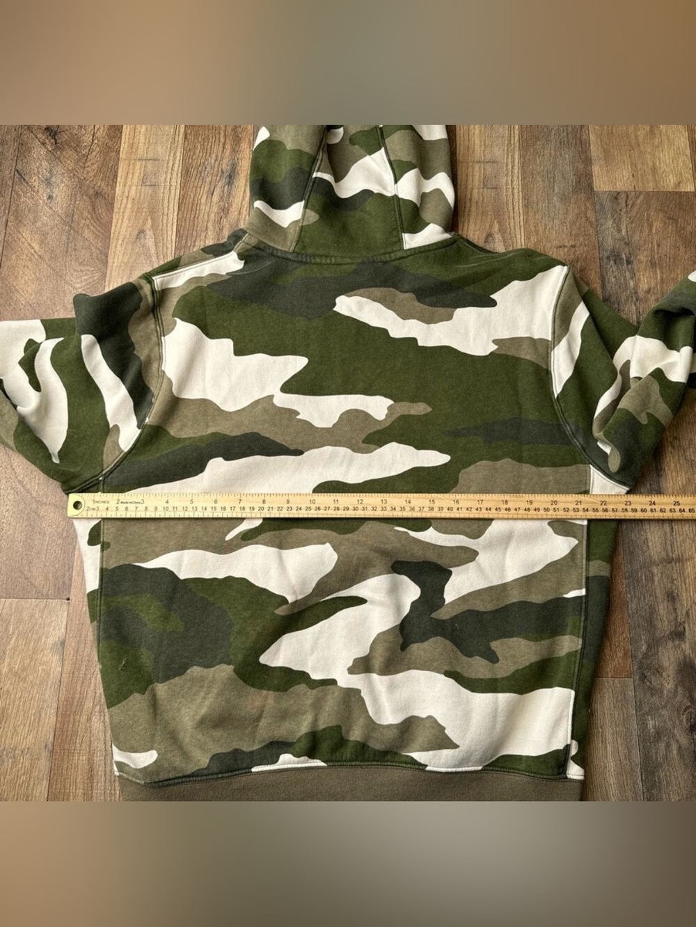 Nike Green and White Camo Hoodie - Picture 4 of 7